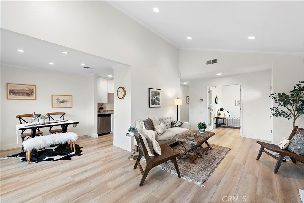 MLS #OC25261496 image #6