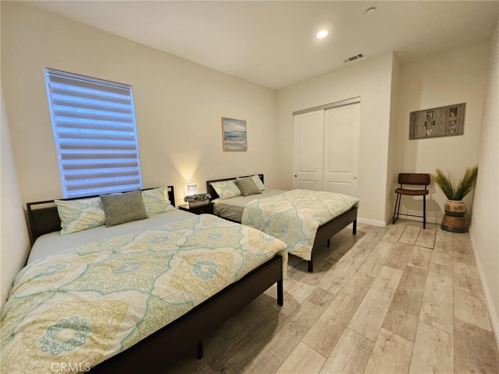 MLS #OC25261497 image #3