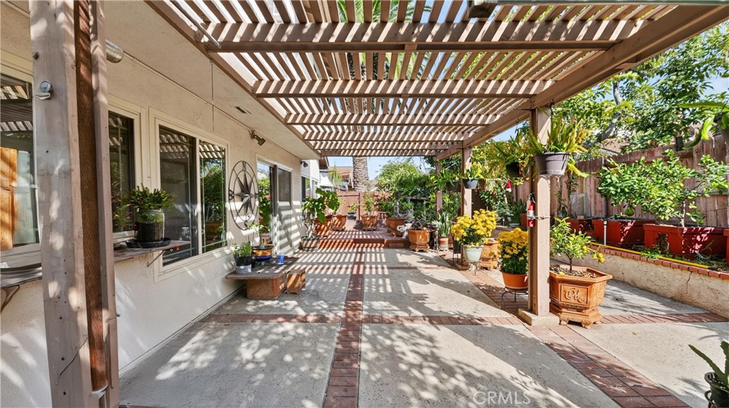 MLS #OC25261507 image #17