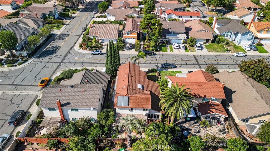 MLS #OC25261507 image #25