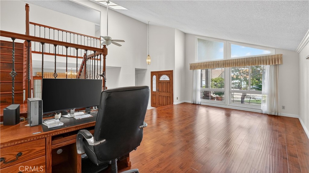 MLS #OC25261507 image #32