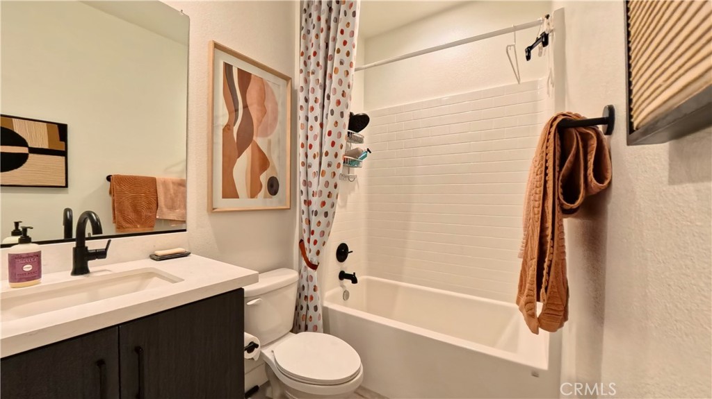 MLS #OC25261514 image #11