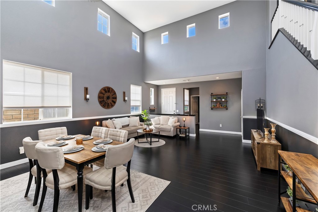 MLS #OC25261515 image #1