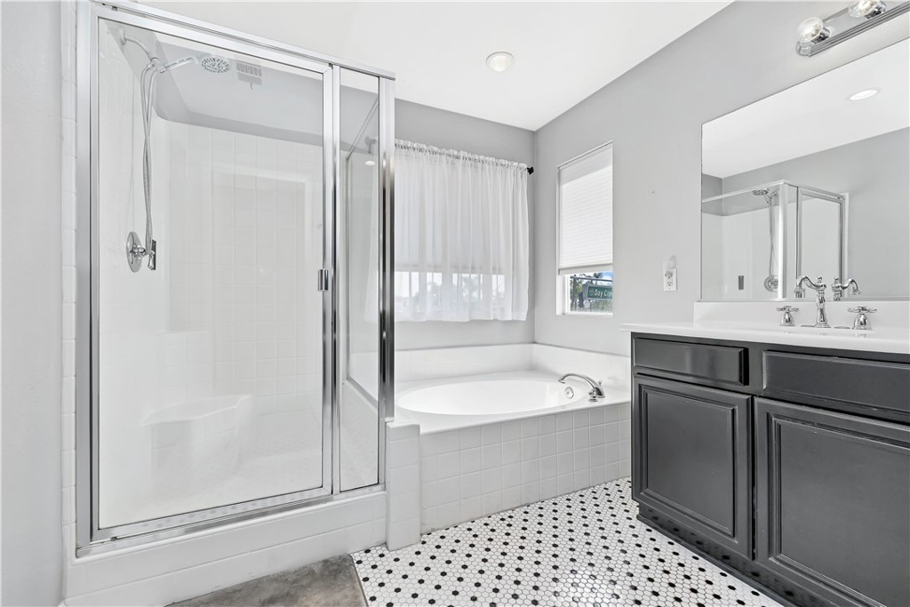 MLS #OC25261515 image #30