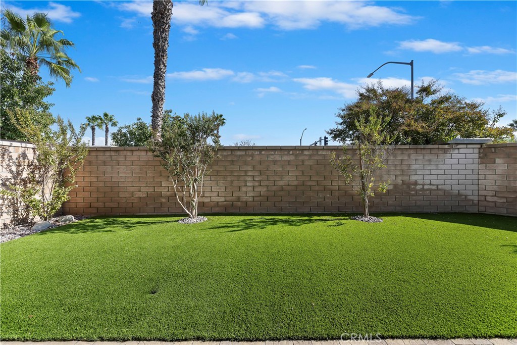 MLS #OC25261515 image #36