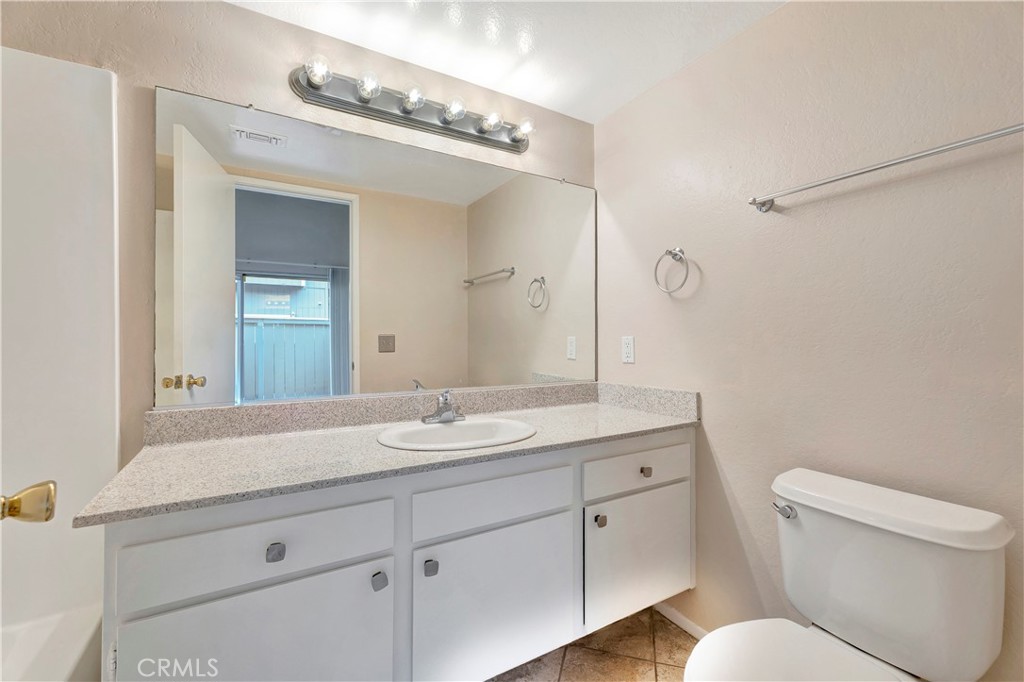 MLS #OC25261522 image #15