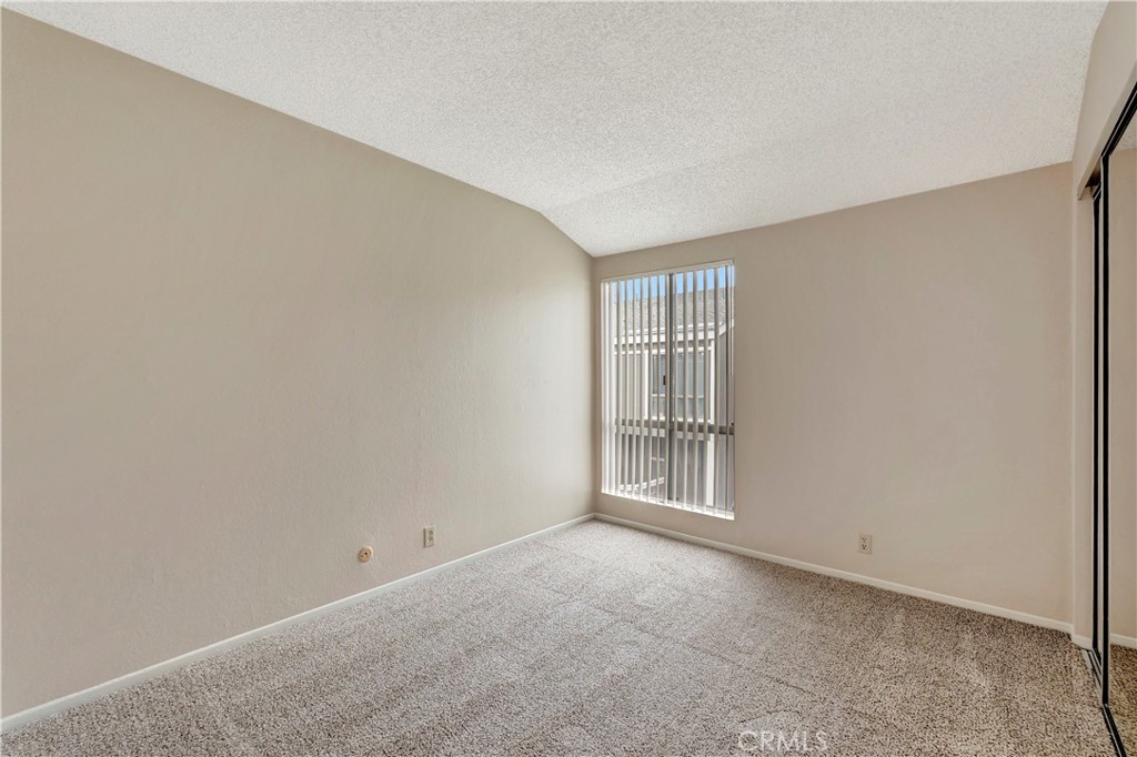 MLS #OC25261522 image #21