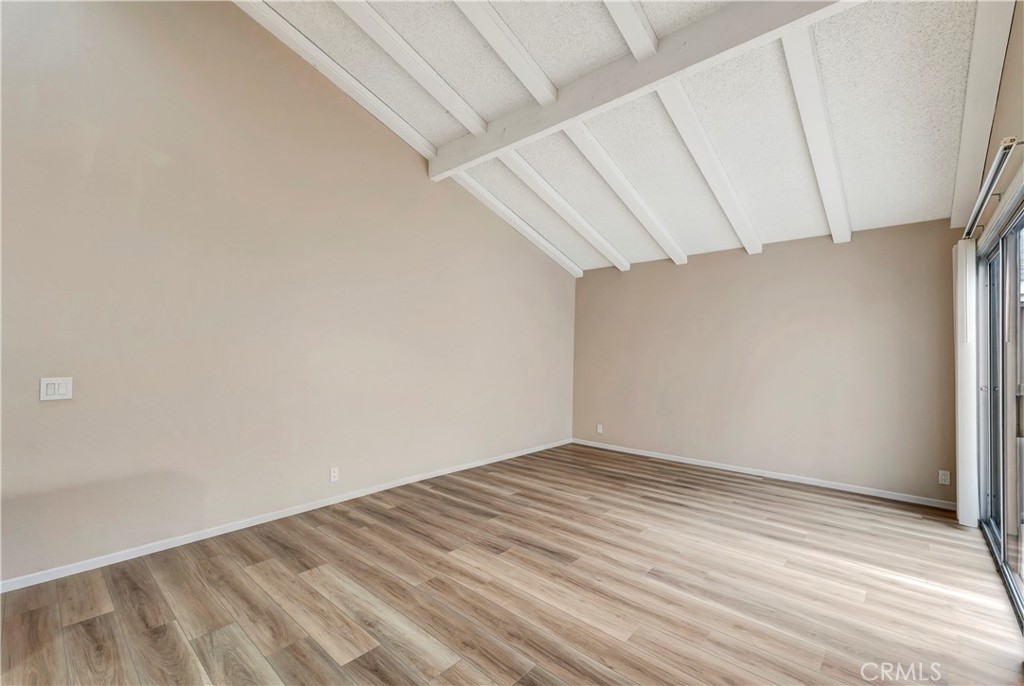 MLS #OC25261522 image #6