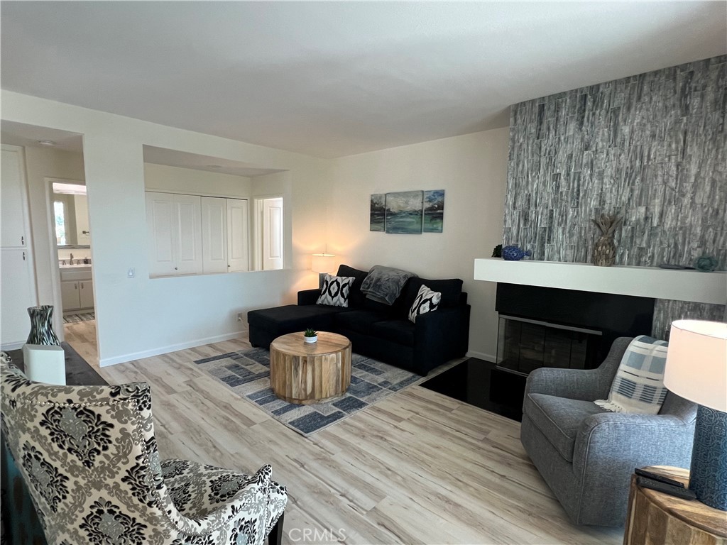 MLS #OC25261535 image #8