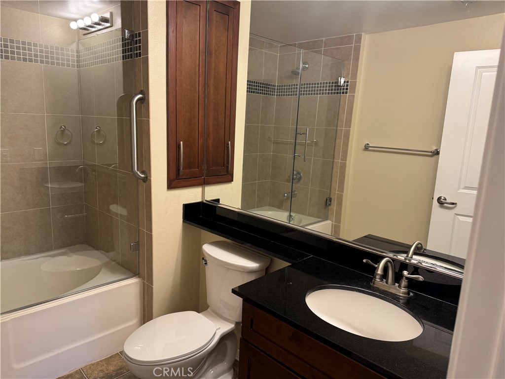 MLS #OC25261557 image #12