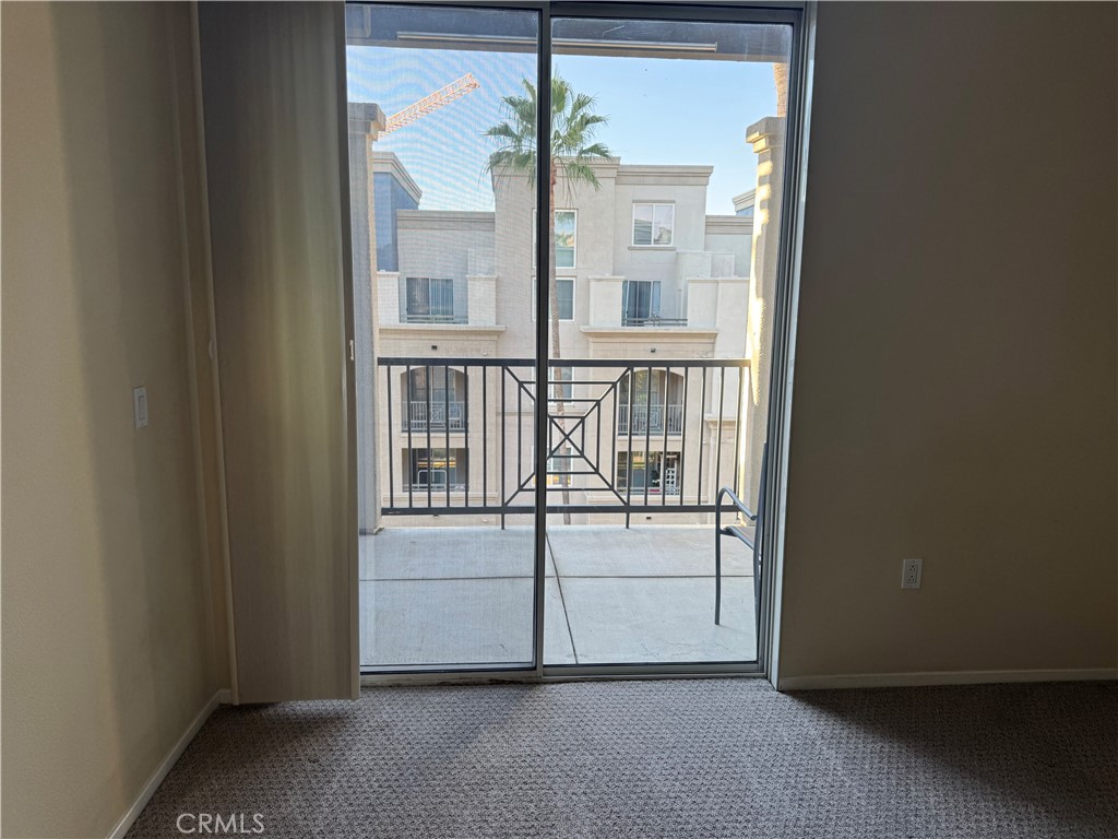 MLS #OC25261557 image #16