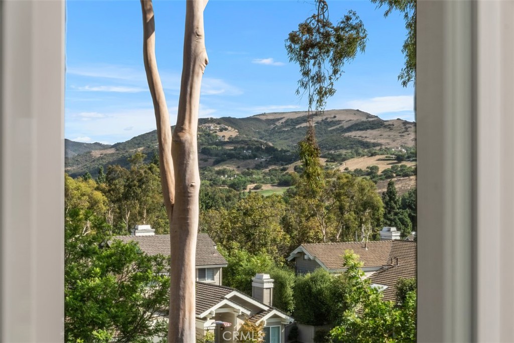 MLS #OC25261647 image #22