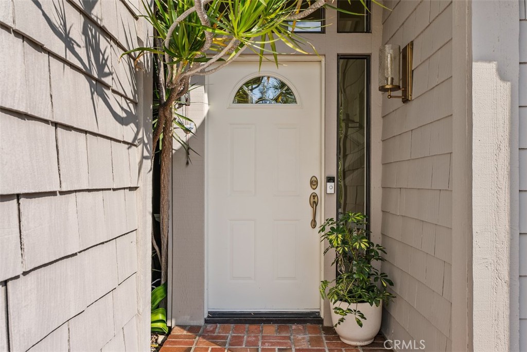 MLS #OC25261647 image #5