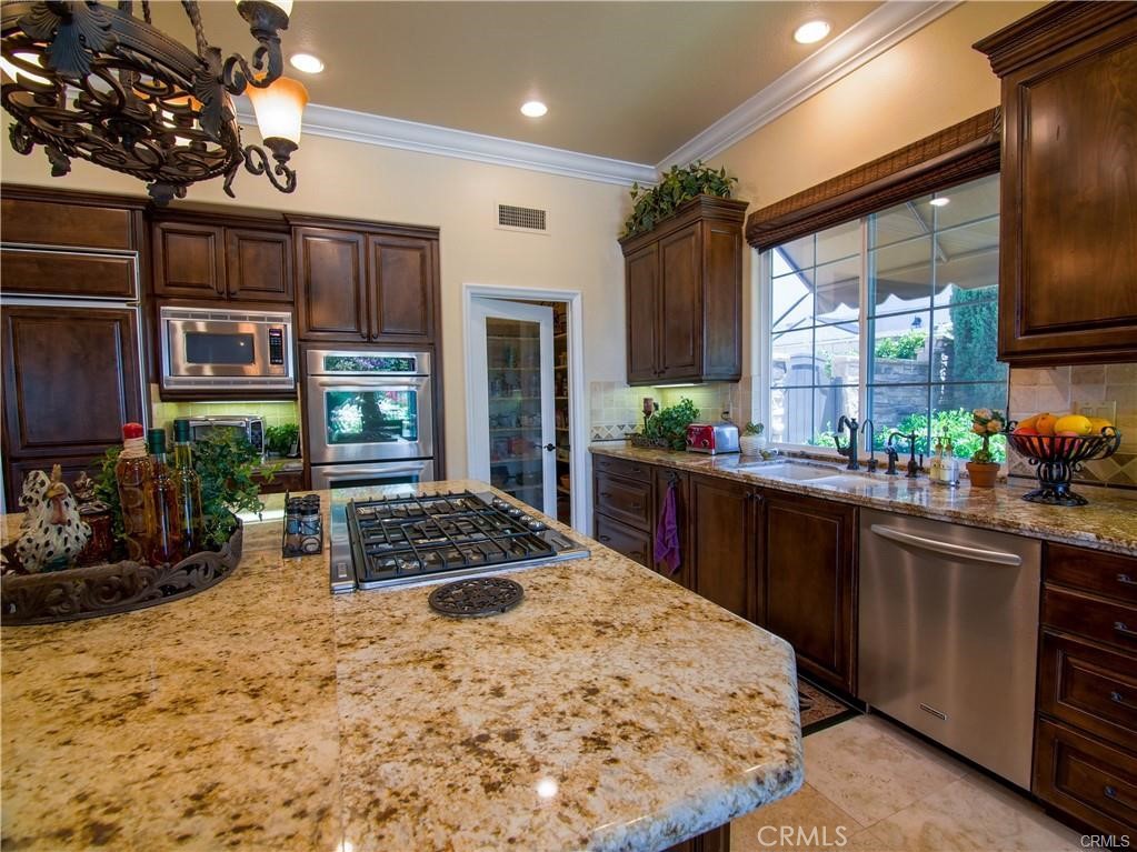 MLS #OC25261666 image #21