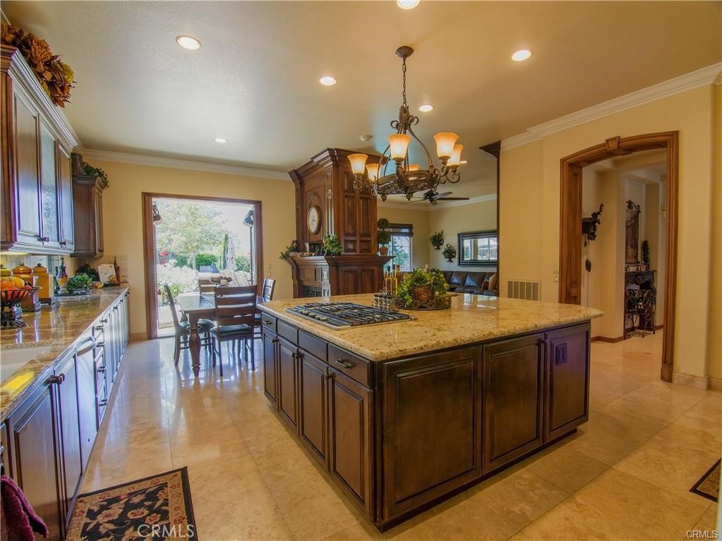 MLS #OC25261666 image #22