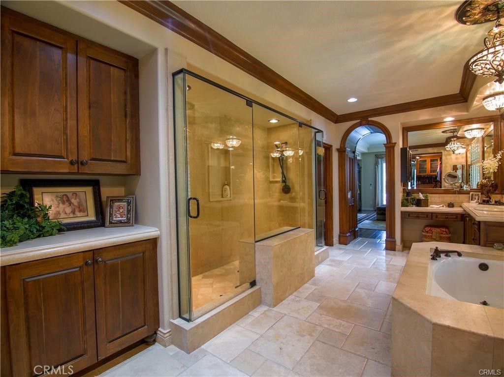 MLS #OC25261666 image #31