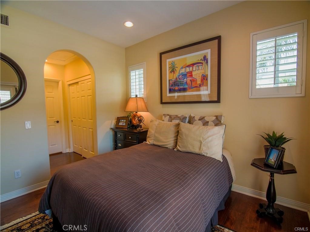 MLS #OC25261666 image #35