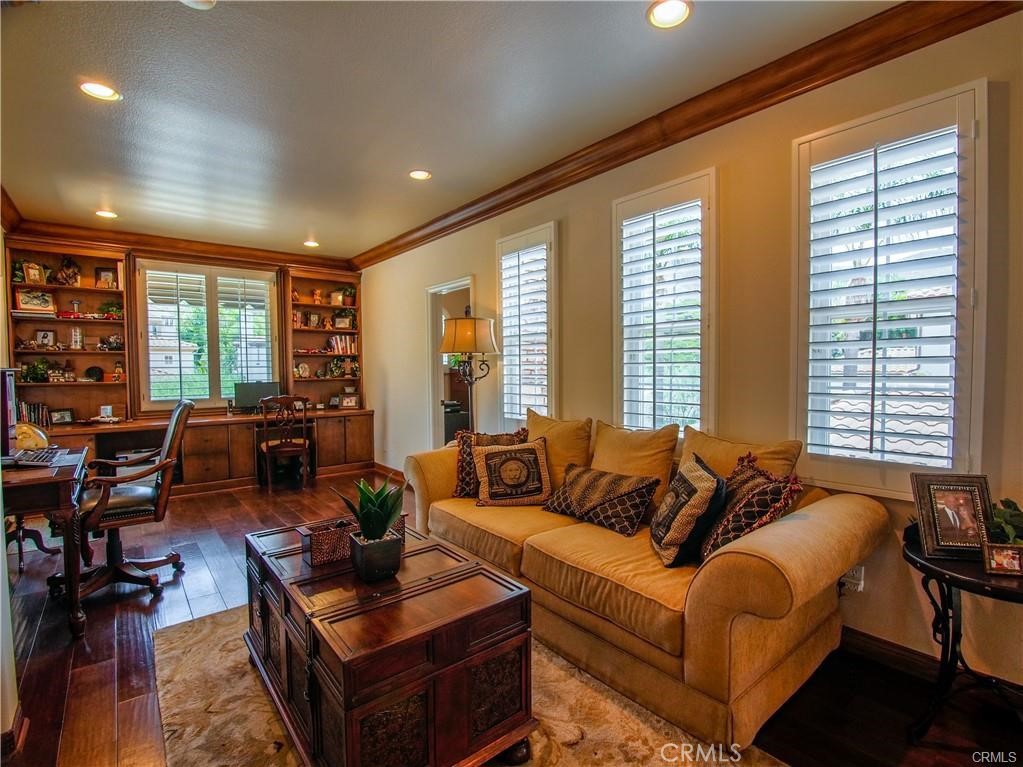 MLS #OC25261666 image #39