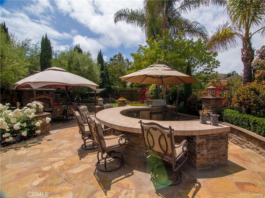 MLS #OC25261666 image #9