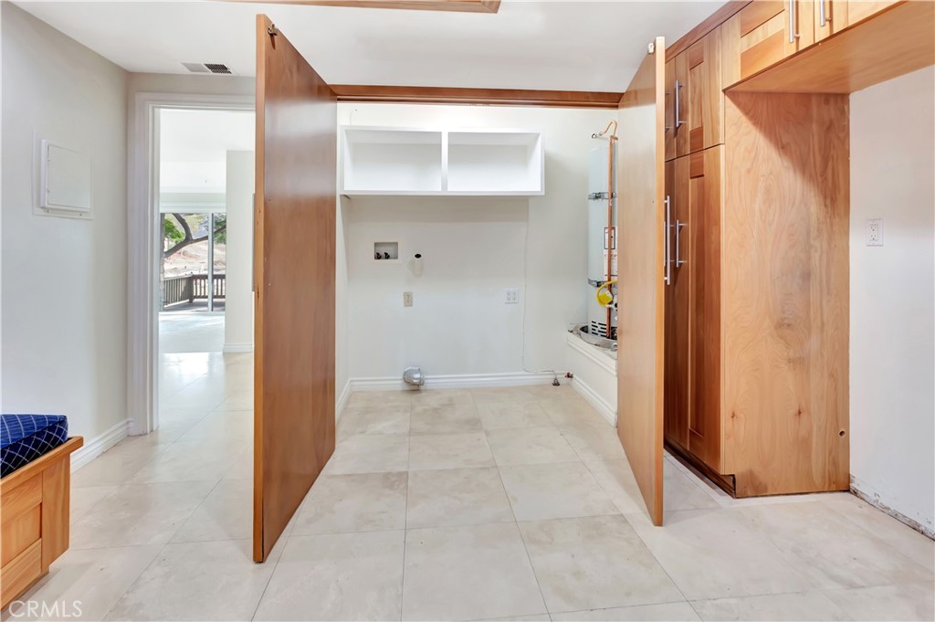 MLS #OC25261680 image #15