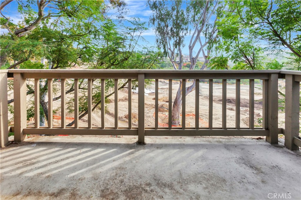 MLS #OC25261680 image #24