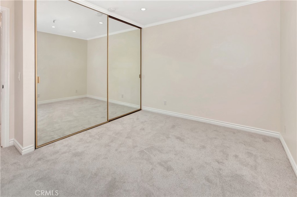 MLS #OC25261680 image #26