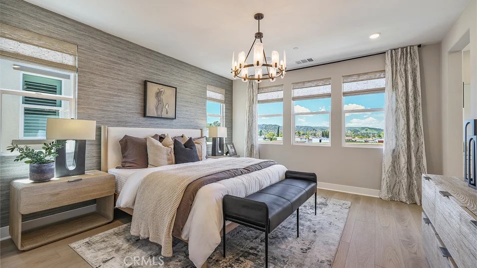 MLS #OC25261684 image #10