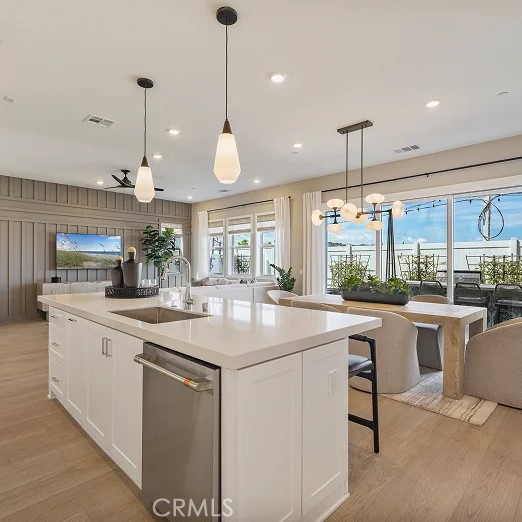 MLS #OC25261684 image #4