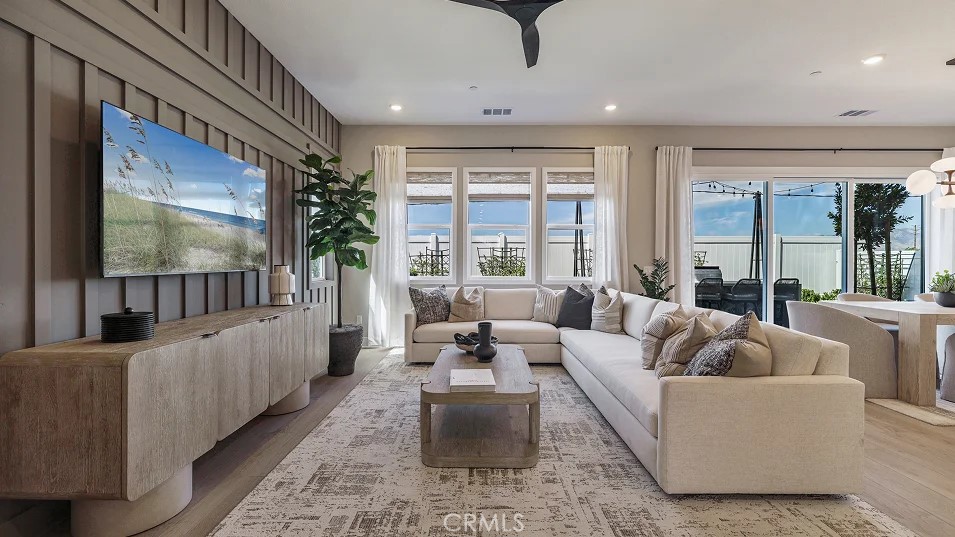 MLS #OC25261684 image #8