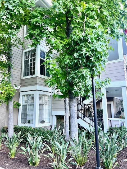 MLS #OC25261699 image #1