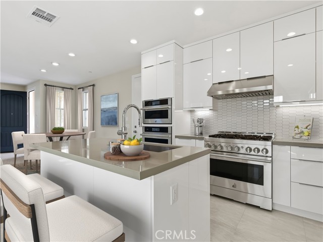 MLS #OC25261703 image #4