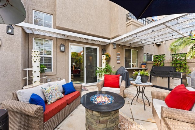 MLS #OC25261710 image #1