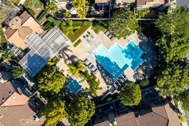 MLS #OC25261710 image #33