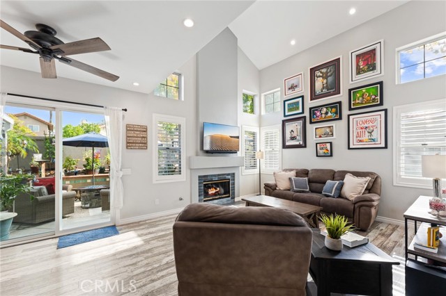 MLS #OC25261710 image #4