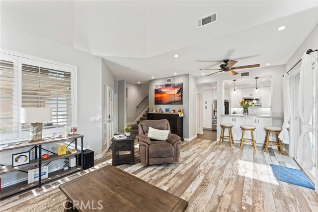 MLS #OC25261710 image #7