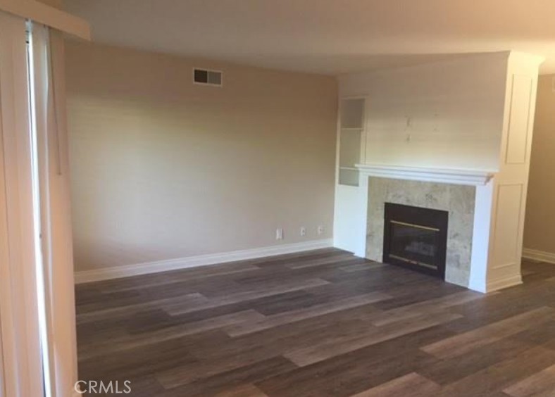 MLS #OC25261719 image #9