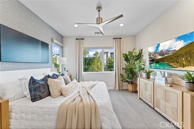 MLS #OC25261727 image #20