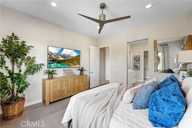 MLS #OC25261727 image #21