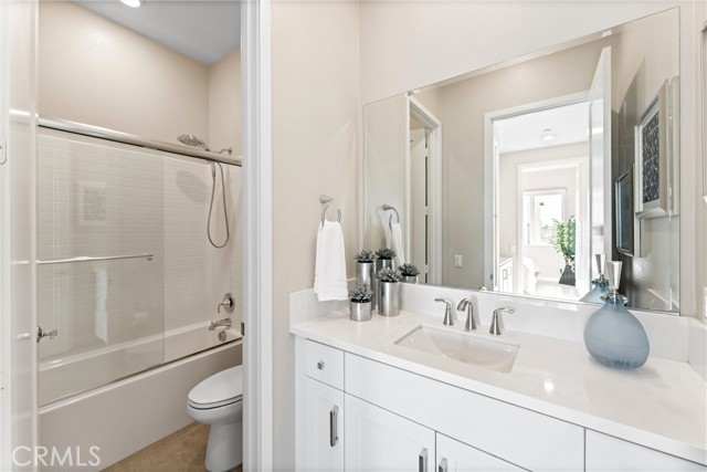 MLS #OC25261727 image #31