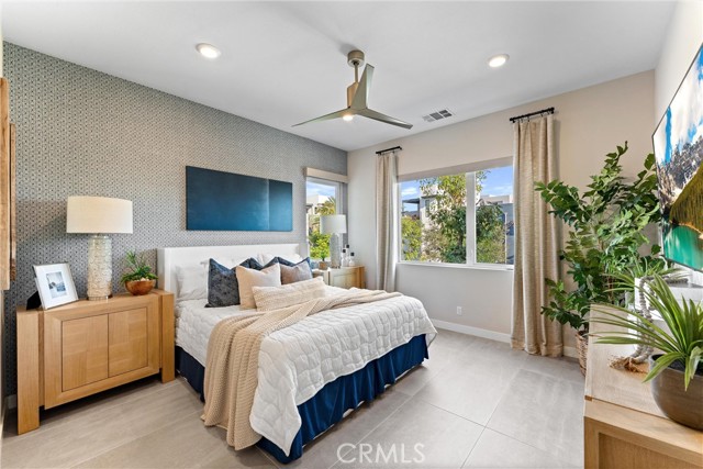 MLS #OC25261727 image #4