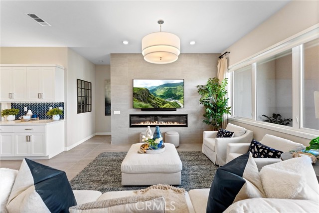 MLS #OC25261727 image #8