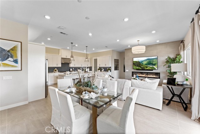 MLS #OC25261727 image #9