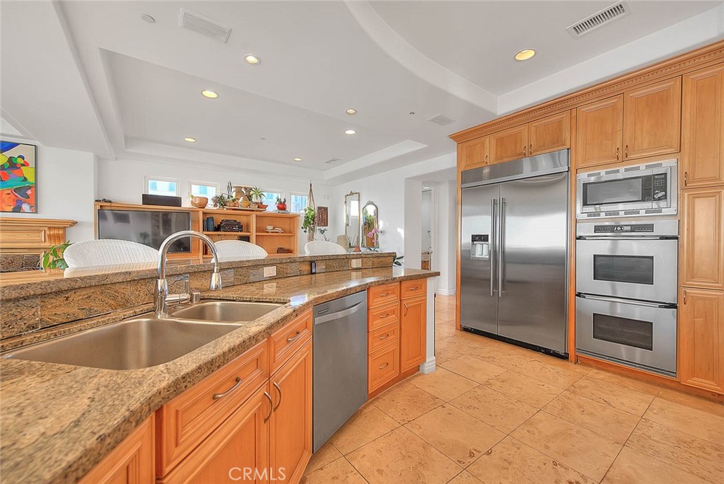 MLS #OC25261757 image #22