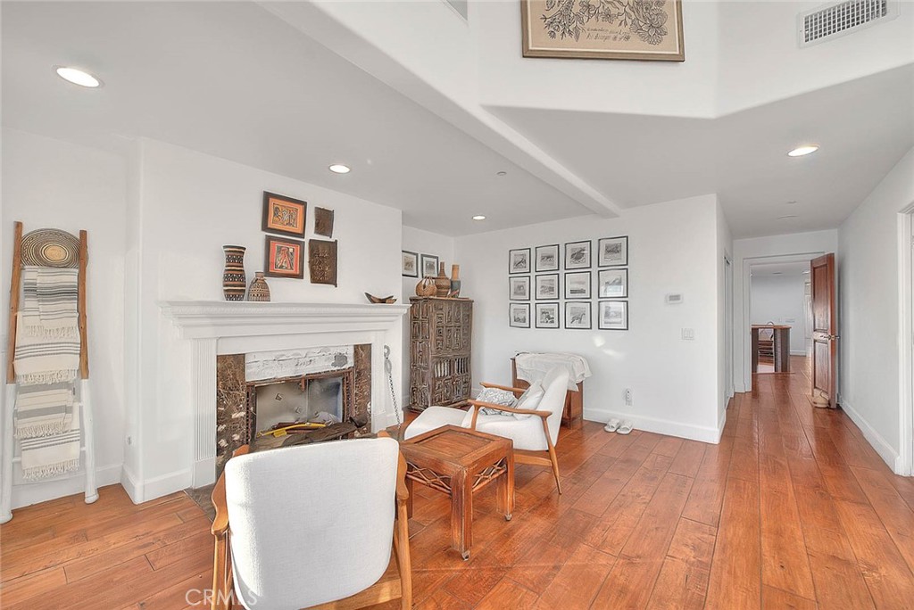 MLS #OC25261757 image #31