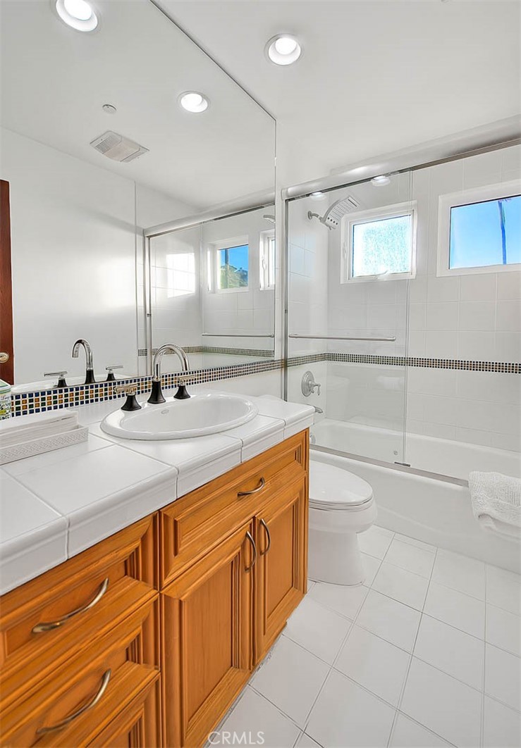 MLS #OC25261757 image #44