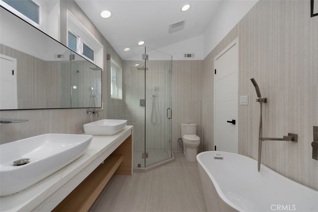 MLS #OC25261763 image #14