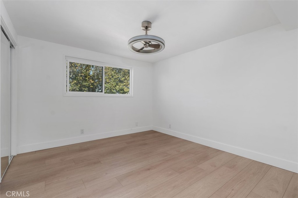 MLS #OC25261763 image #21