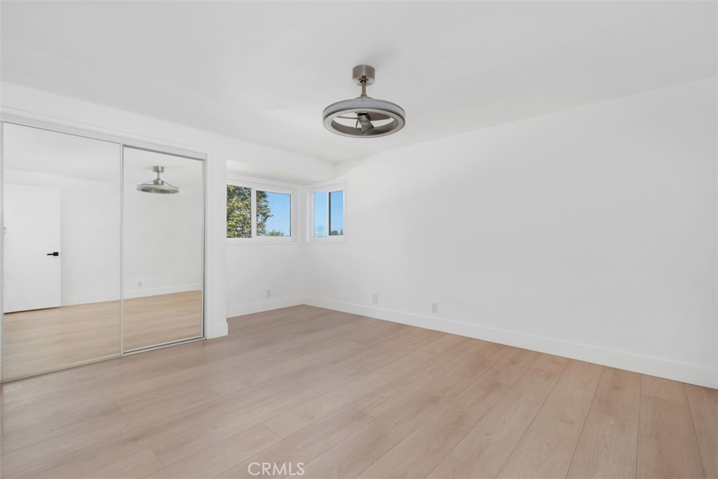 MLS #OC25261763 image #22