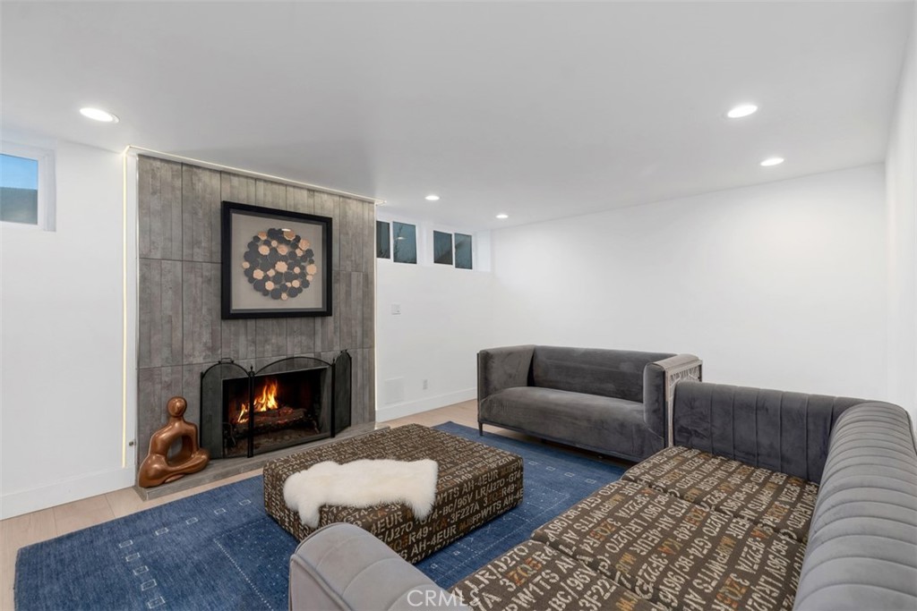 MLS #OC25261763 image #23