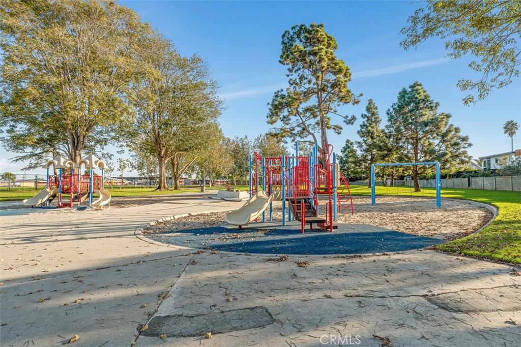 MLS #OC25261763 image #30